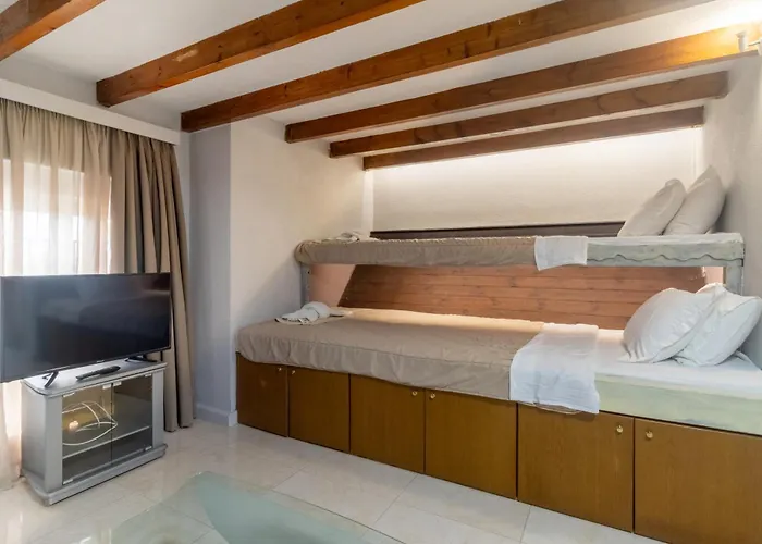 Casa Loma فيلة *