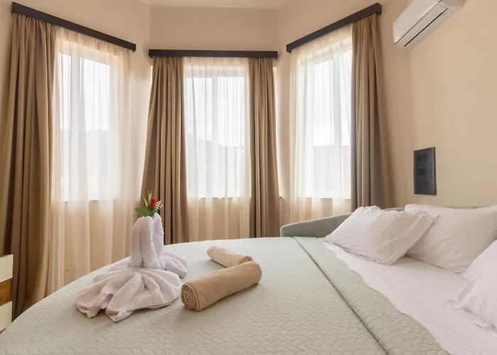 Casa Loma فيلة إياليسوس